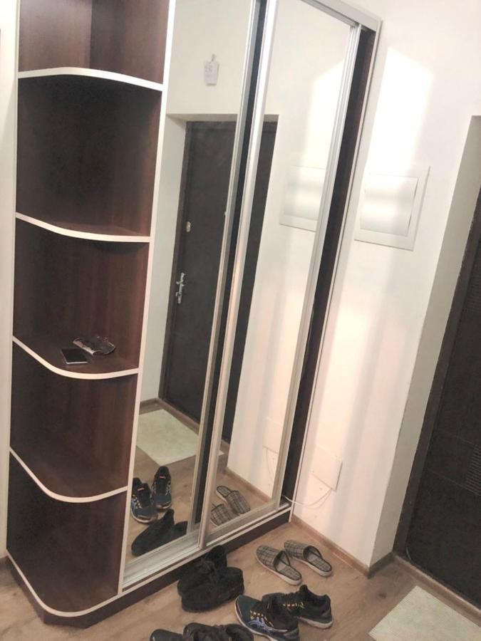 Жд Вокзал Пр Победы 67-В Метро Нивки Парк Шулявка Apartman Kijev Kültér fotó